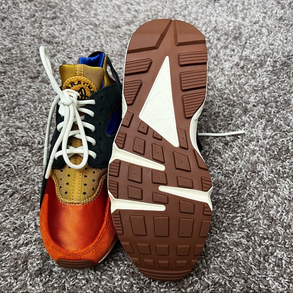 Nike Huarache - Picture 6 of 9